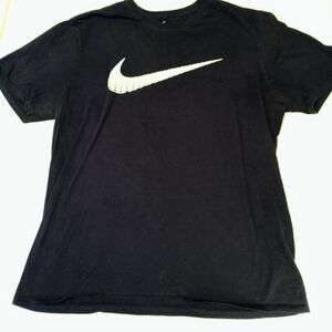 Nike Athletic Performance Cut Men's XL Stylistic Logo Graphic Print T-shirt